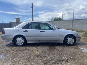 Mercedes-Benz C 220, снимка 2