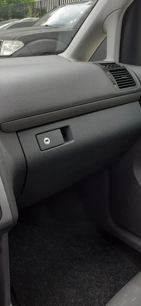 Обява за продажба на VW Touran 1.9 TDI ~7 900 лв. - изображение 10