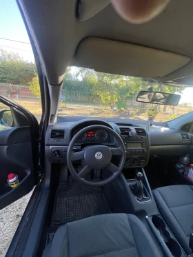 VW Golf | Mobile.bg    4