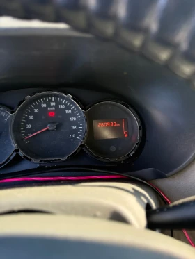 Dacia Lodgy 1.6i, снимка 7