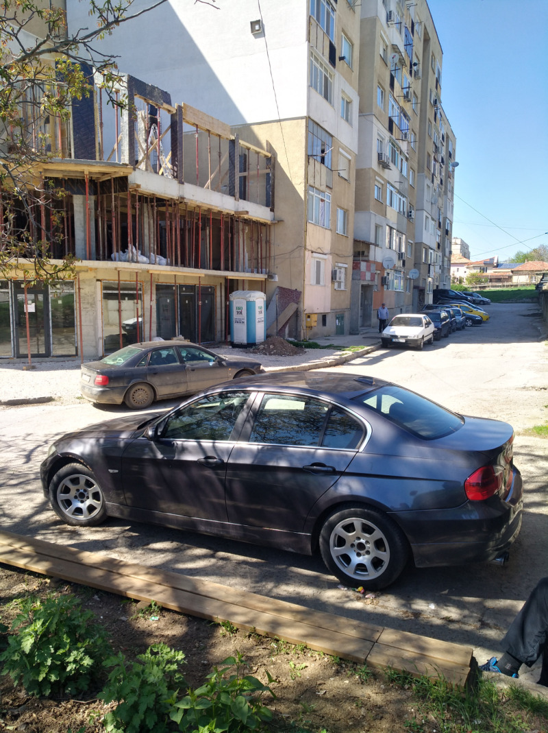 BMW 325 Sedan , снимка 4 - Автомобили и джипове - 45210473