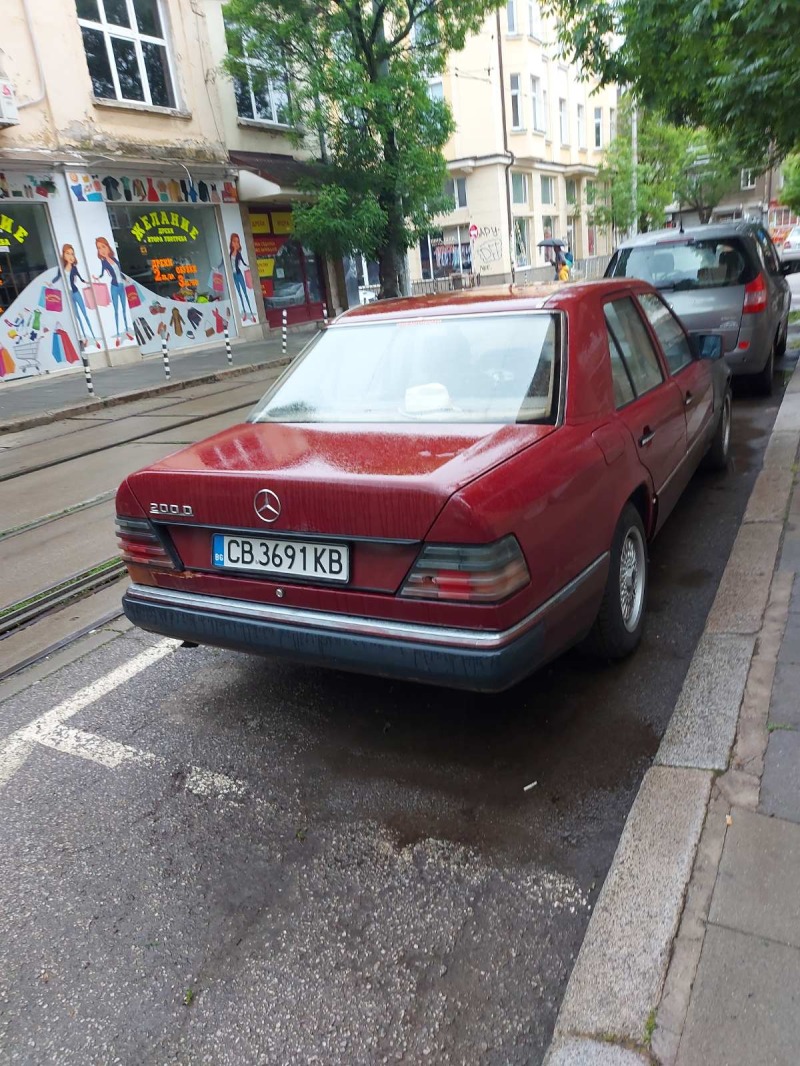 Mercedes-Benz 200, снимка 4 - Автомобили и джипове - 46308252