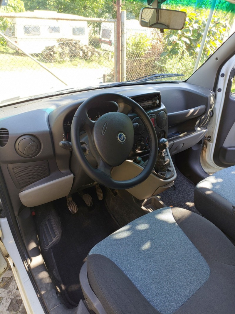 Fiat Doblo 1.6, снимка 7 - Автомобили и джипове - 46408821