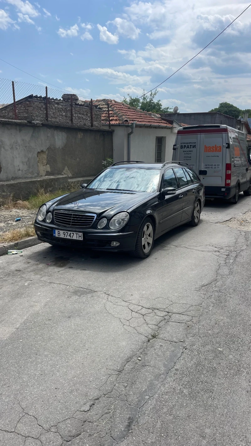 Mercedes-Benz E 320, снимка 7 - Автомобили и джипове - 47059721