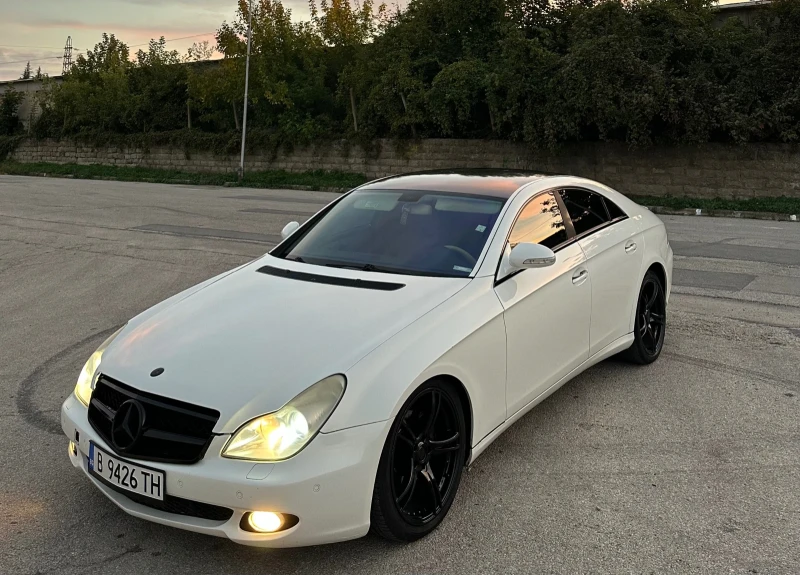 Mercedes-Benz CLS 320 Harman Kardon, снимка 1 - Автомобили и джипове - 47389056