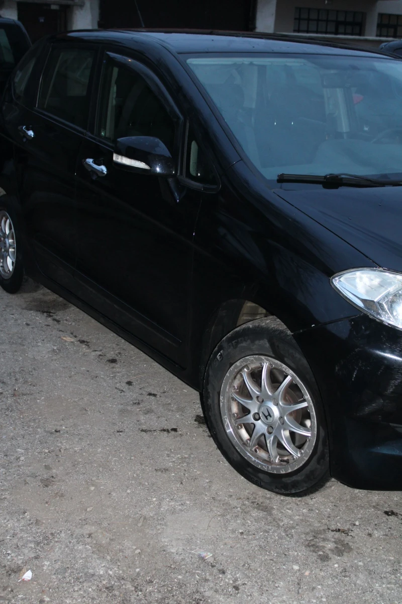 Honda Fr-v, снимка 10 - Автомобили и джипове - 48803163