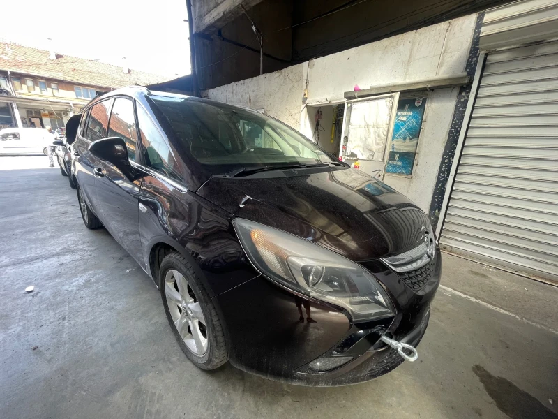 Opel Zafira 1.6ecoM, снимка 1 - Автомобили и джипове - 49241434