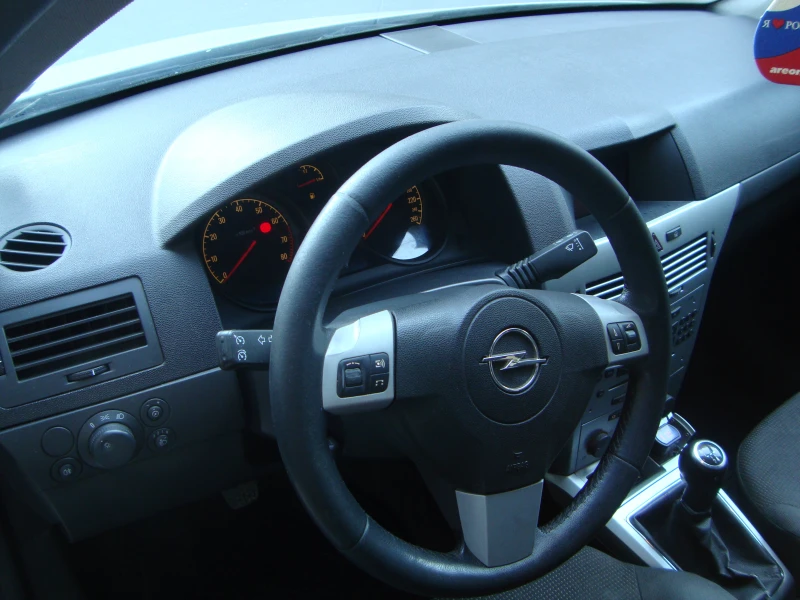 Opel Astra, снимка 8 - Автомобили и джипове - 51073490