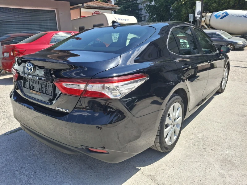Toyota Camry 2.5 Hybrid Bisiness Edition, снимка 6 - Автомобили и джипове - 51388222