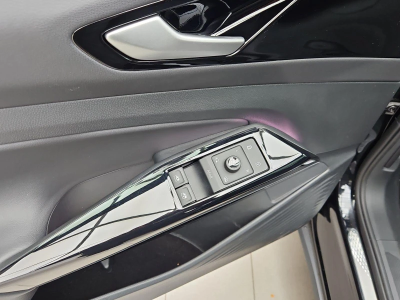 VW ID.5 GTX 4-MOTION PANORAMA CAMERA MATRIX, снимка 5 - Автомобили и джипове - 52258416