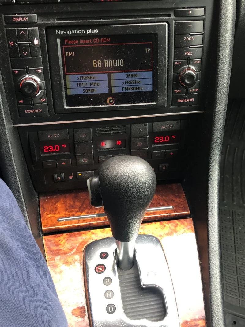 Audi A4, снимка 3 - Автомобили и джипове - 52478649