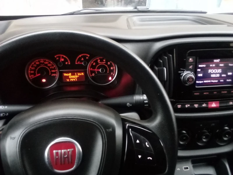 Fiat Doblo 1.3 дизел, снимка 10 - Автомобили и джипове - 52592898