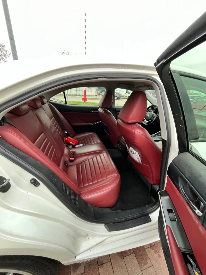 Lexus IS 300, снимка 6 - Автомобили и джипове - 52693675