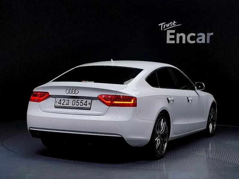 Audi A5 2.0 TDI Quattro Dynamic - изображение 2