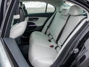 Mercedes-Benz C 300 4 MATIC * АвтоКредит(ЦЕНА ДО БГ), снимка 11 - Автомобили и джипове - 53750923