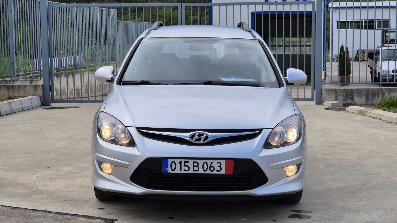 Hyundai I30 1.6CRDI 90 К.С* ПЕРФЕКТНА*  - изображение 8