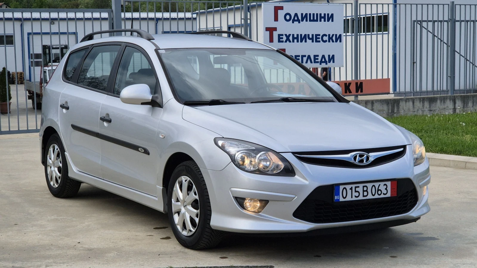 Hyundai I30 1.6CRDI 90 К.С* ПЕРФЕКТНА*  - изображение 7