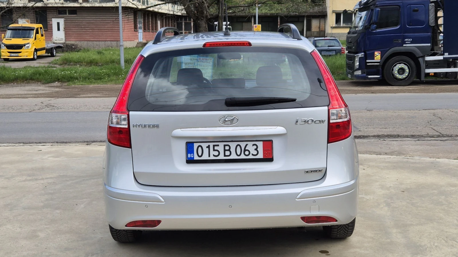 Hyundai I30 1.6CRDI 90 К.С* ПЕРФЕКТНА*  - изображение 4