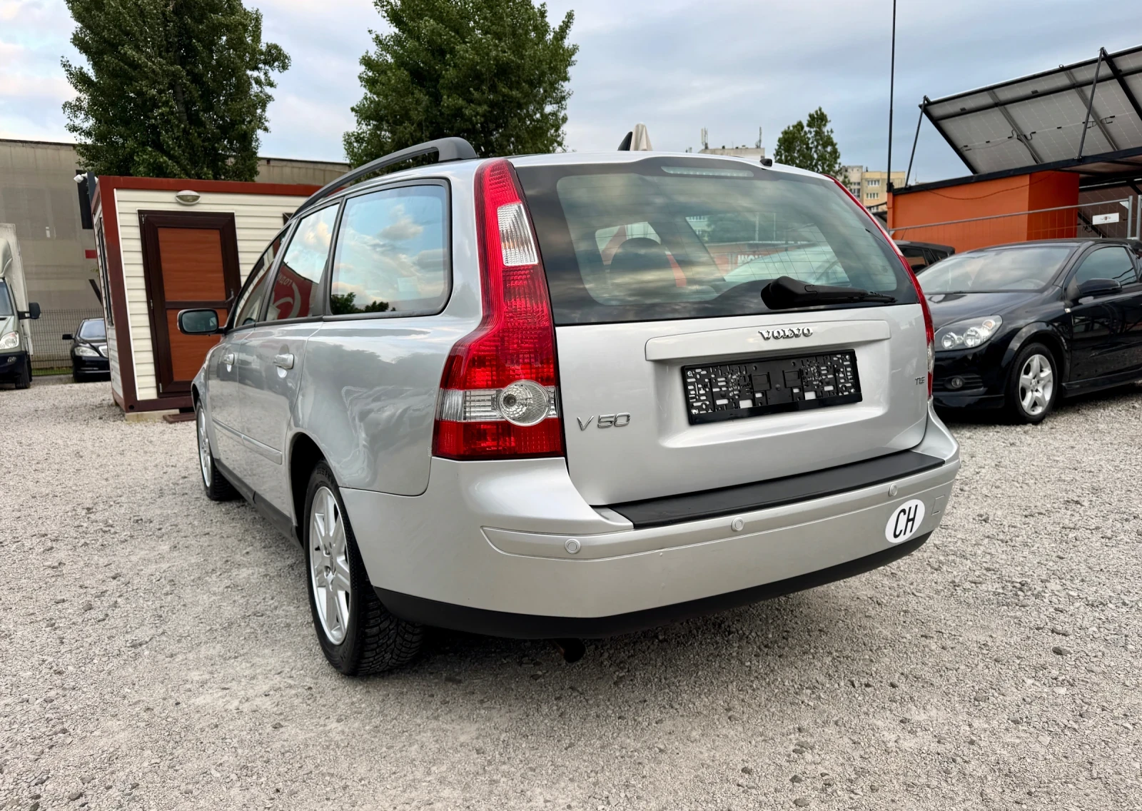 Volvo V50 2.5T * КОЖА* 6 скорости* ТОП - изображение 2