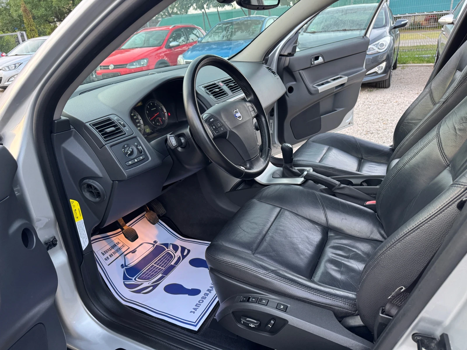 Volvo V50 2.5T * КОЖА* 6 скорости* ТОП - изображение 8