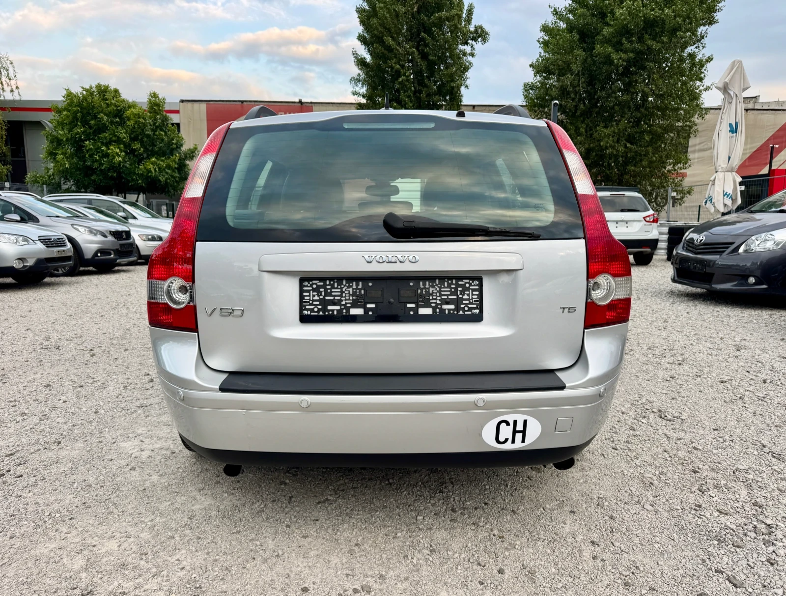 Volvo V50 2.5T * КОЖА* 6 скорости* ТОП - изображение 3