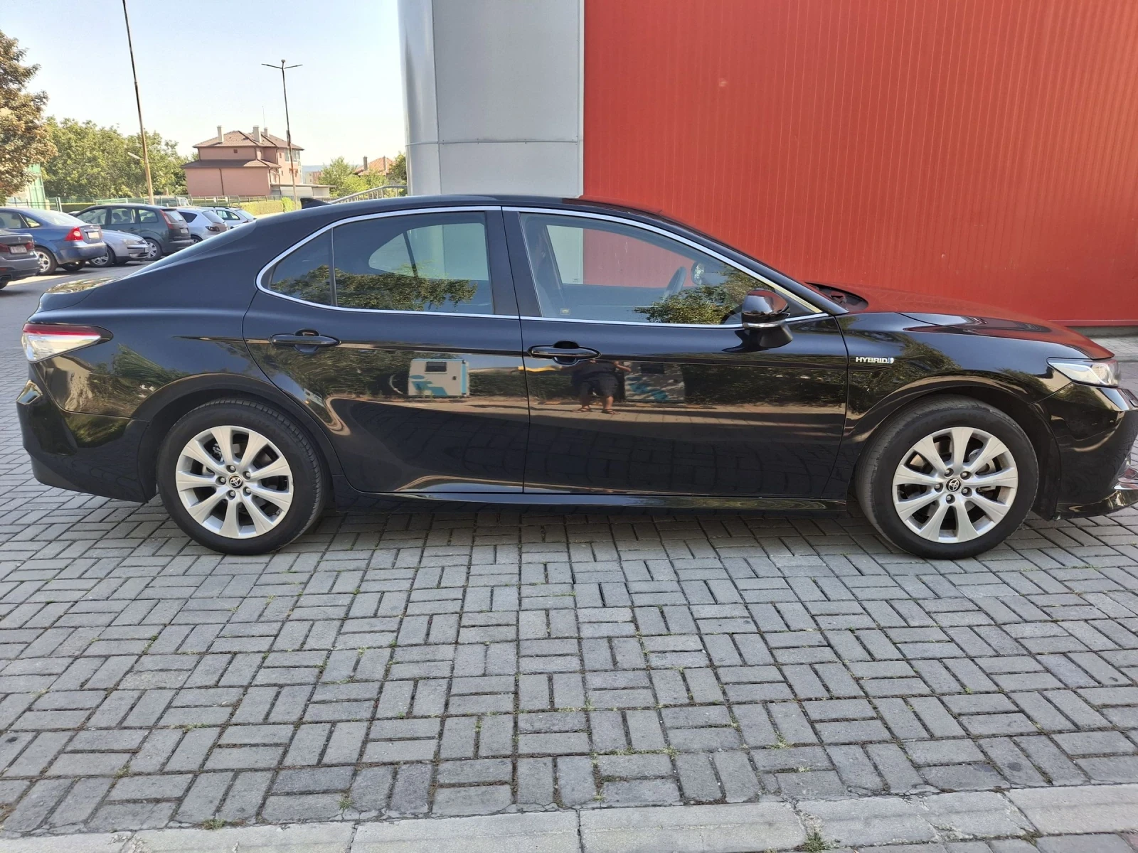 Toyota Camry 2.5 Hybrid Bisiness Edition - изображение 7