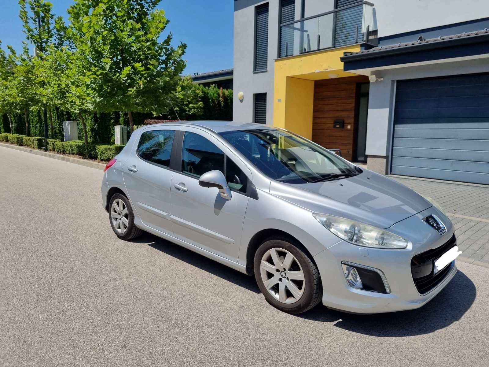 Peugeot 308 1.6 eHDI - изображение 2
