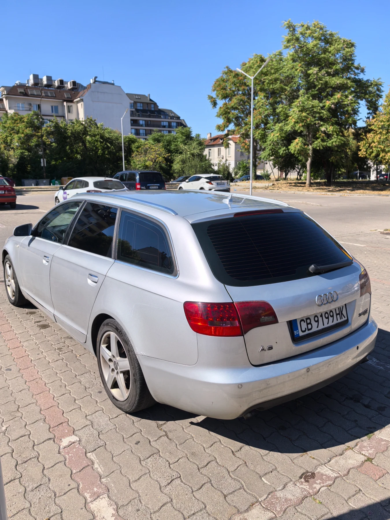 Audi A6 Комби - изображение 4