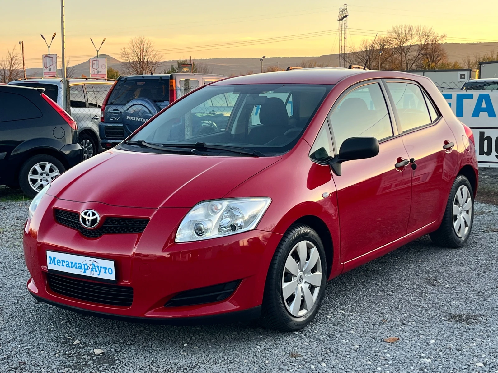 Toyota Auris 1.4 D-4D - изображение 2