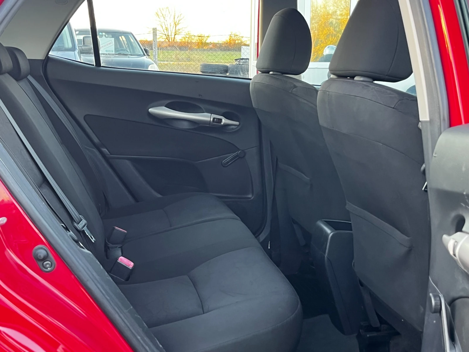 Toyota Auris 1.4 D-4D - изображение 9