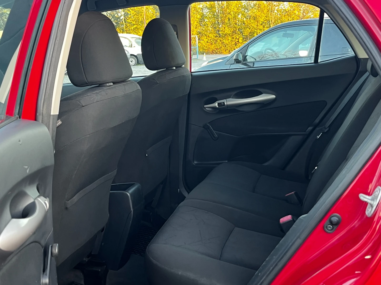 Toyota Auris 1.4 D-4D - изображение 8