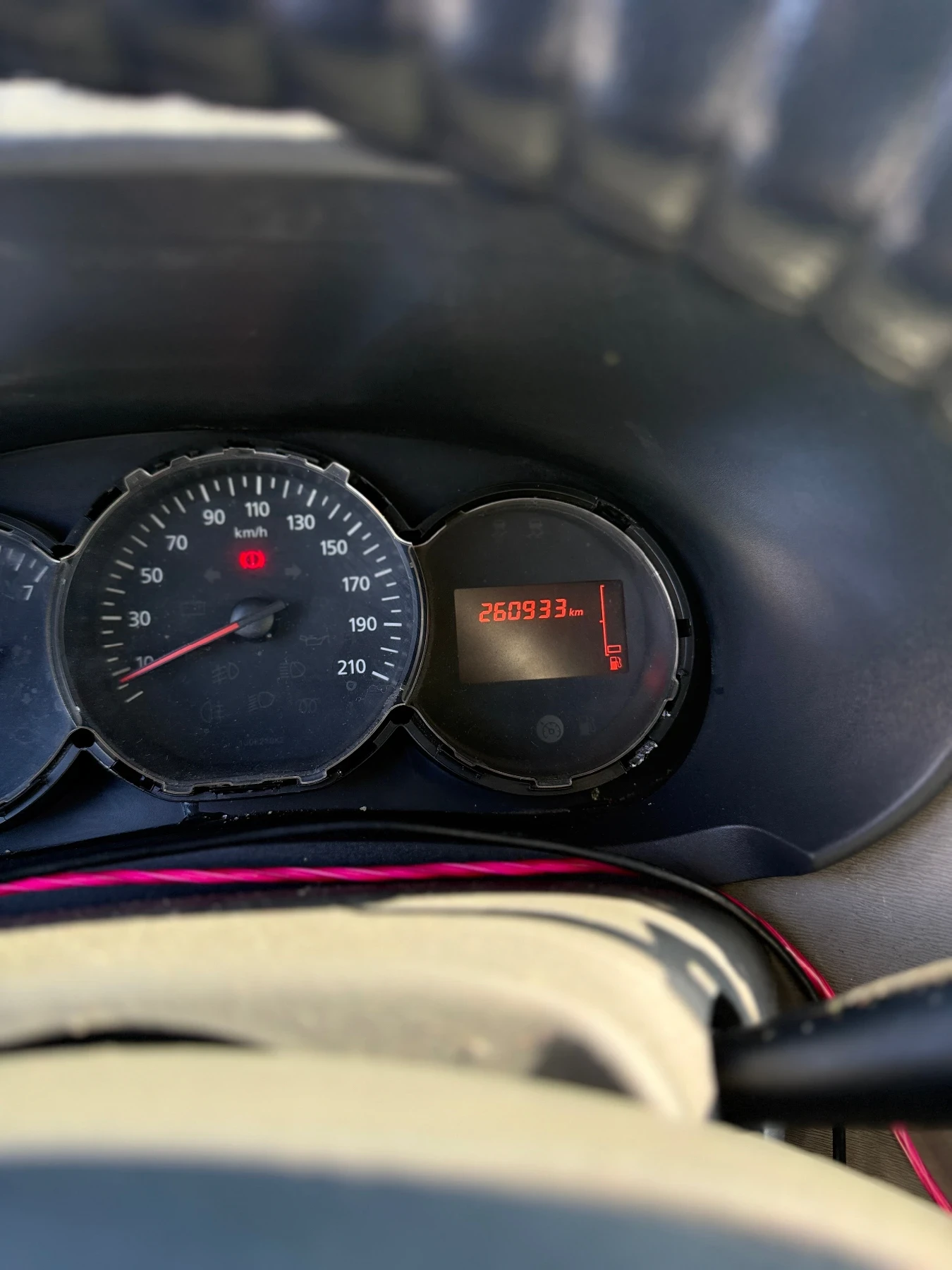 Dacia Lodgy 1.6i - изображение 7