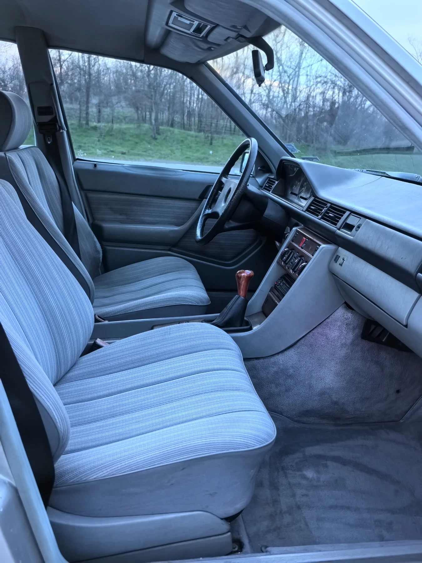 Mercedes-Benz 124 2.5 D * 90 к.с * Климатик * Ел. Стъкла - изображение 10