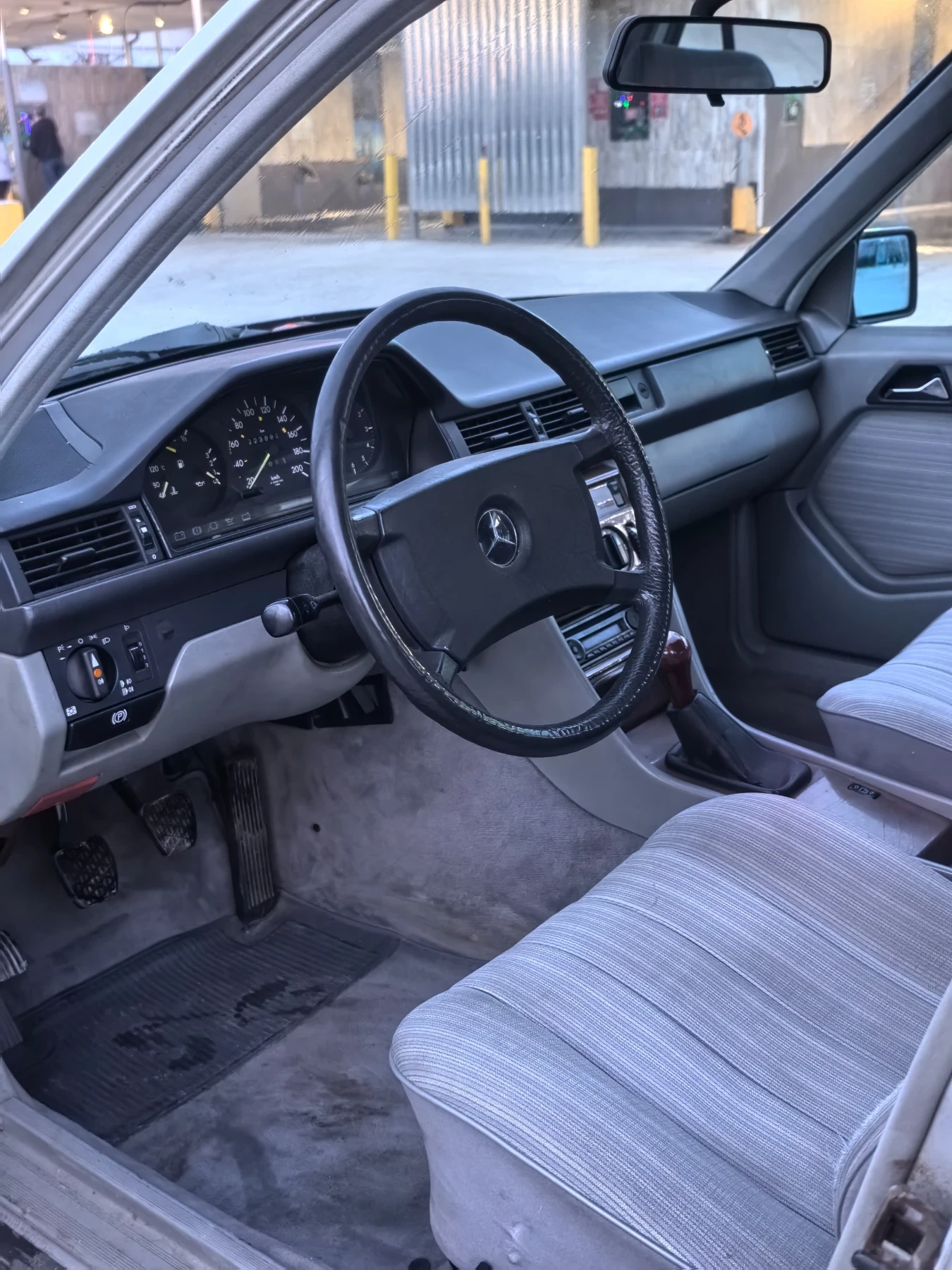 Mercedes-Benz 124 2.5 D * 90 к.с * Климатик * Ел. Стъкла - изображение 7