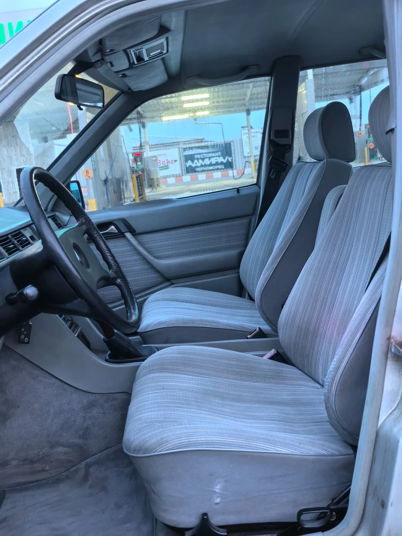 Mercedes-Benz 124 2.5 D * 90 к.с * Климатик * Ел. Стъкла - изображение 8