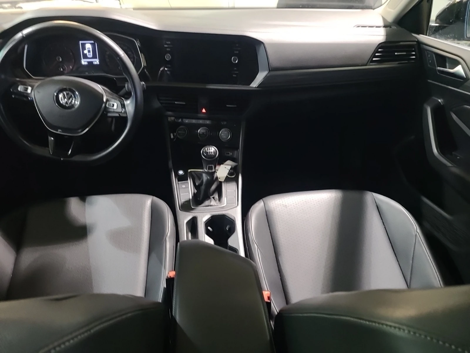 VW Jetta * * CARFAX * * АВТО КРЕДИТ * * , снимка 3 - Автомобили и джипове - 54076719