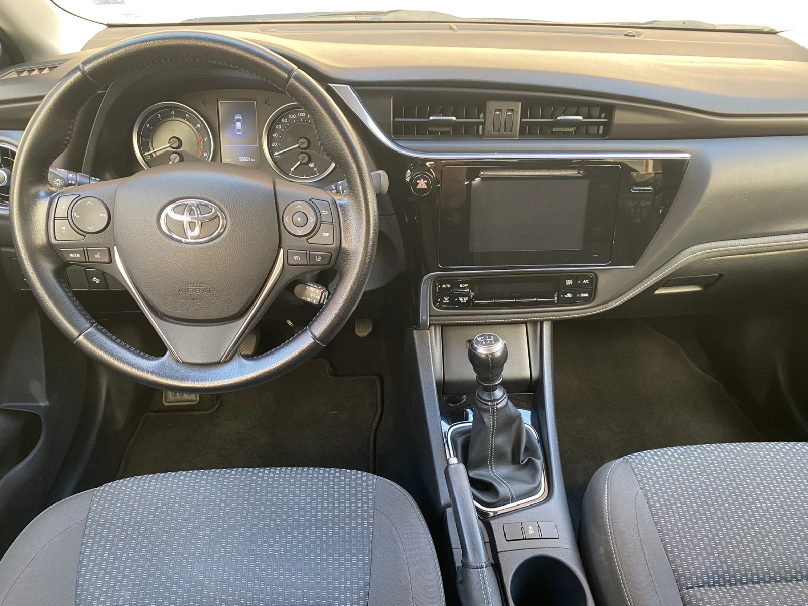 Toyota Corolla 1.6i Valvematic /Active /TREND+ /, снимка 9 - Автомобили и джипове - 54306445