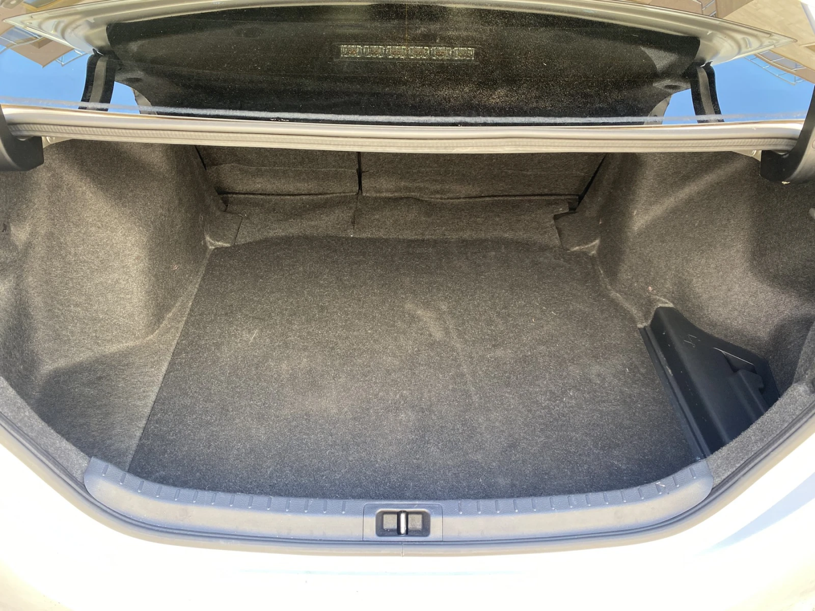 Toyota Corolla 1.6i Valvematic /Active /TREND+ /, снимка 14 - Автомобили и джипове - 54306445