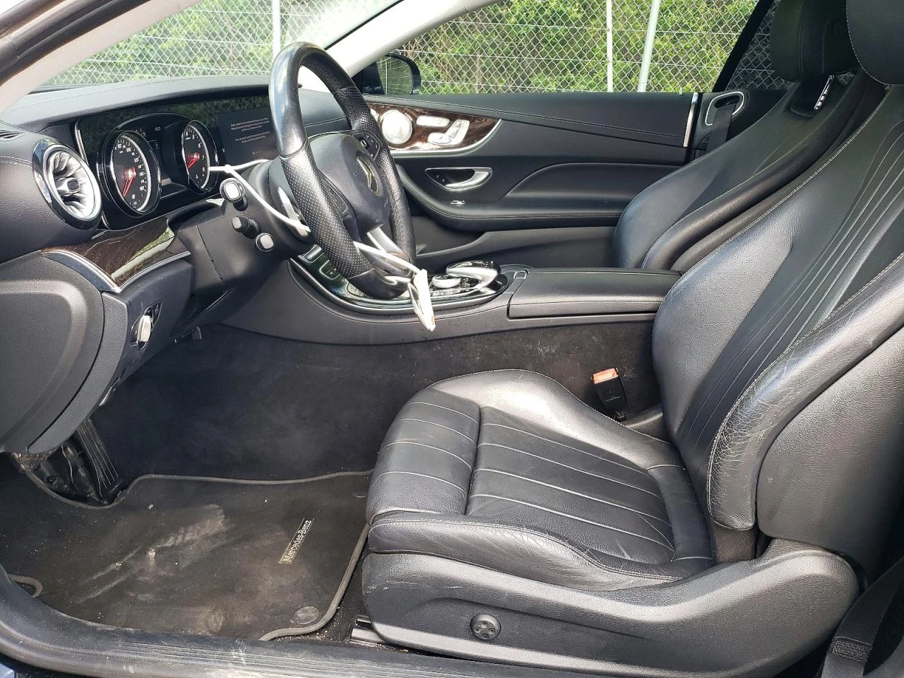 Mercedes-Benz E 400 3.0l 4Matic, снимка 7 - Автомобили и джипове - 54402715