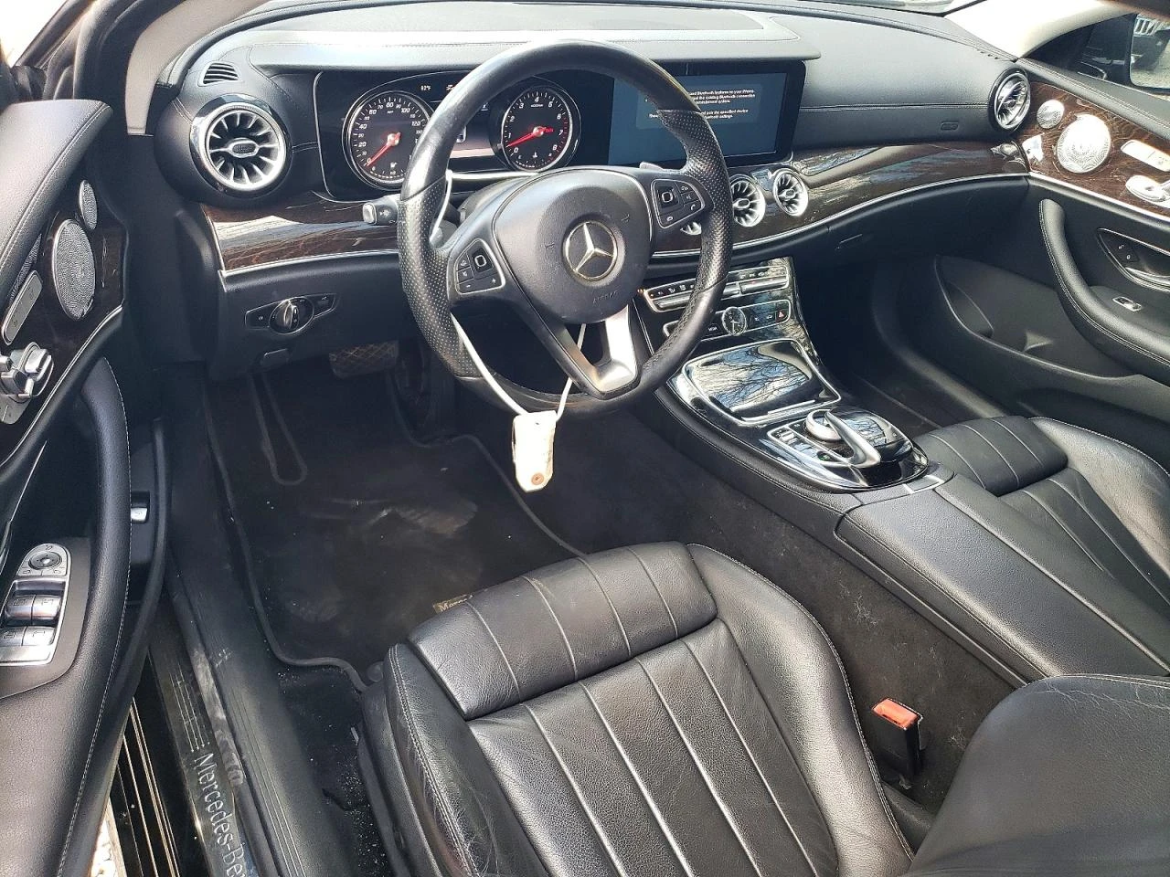 Mercedes-Benz E 400 3.0l 4Matic, снимка 8 - Автомобили и джипове - 54402715