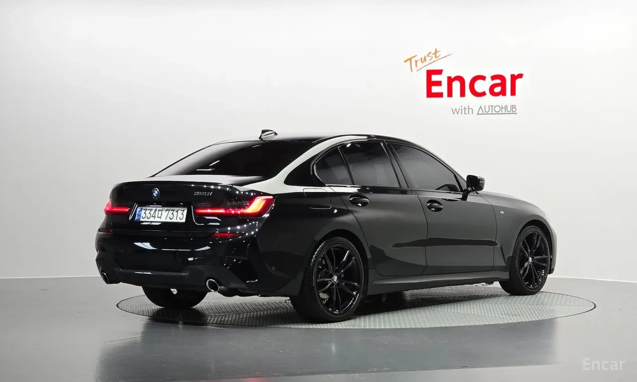 BMW 320 2021* M-SPORT* HEAD-UP* 81820 KM* КРАЙНА ЦЕНА, снимка 4 - Автомобили и джипове - 55088157
