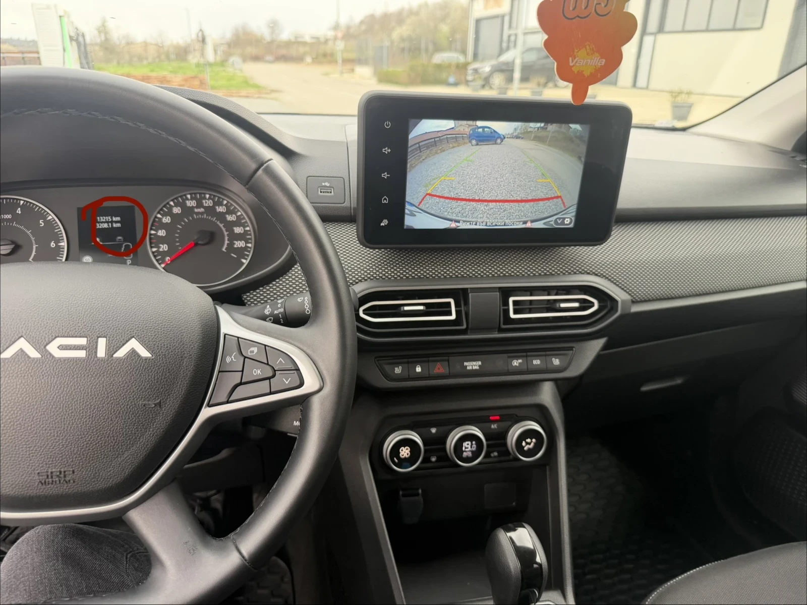 Dacia Logan 1.0 JOURNEY, снимка 6 - Автомобили и джипове - 55167279