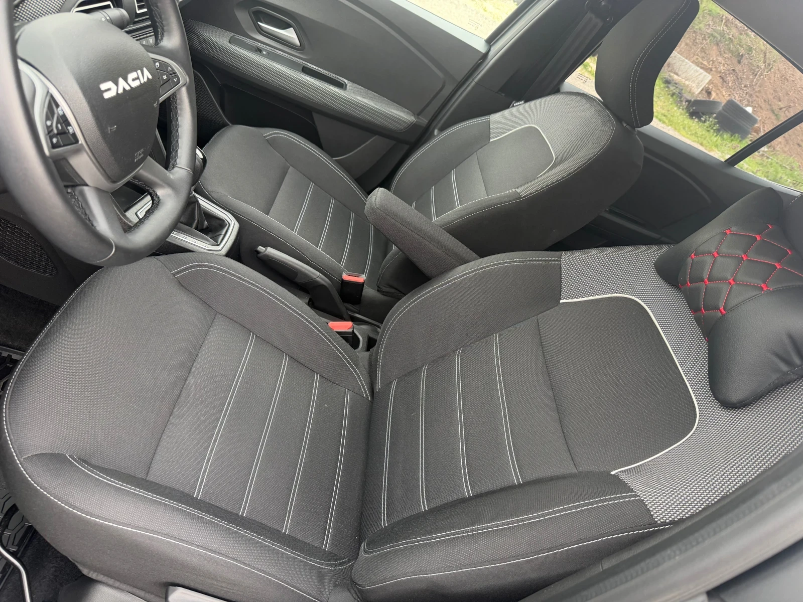 Dacia Logan 1.0 JOURNEY, снимка 7 - Автомобили и джипове - 55167279