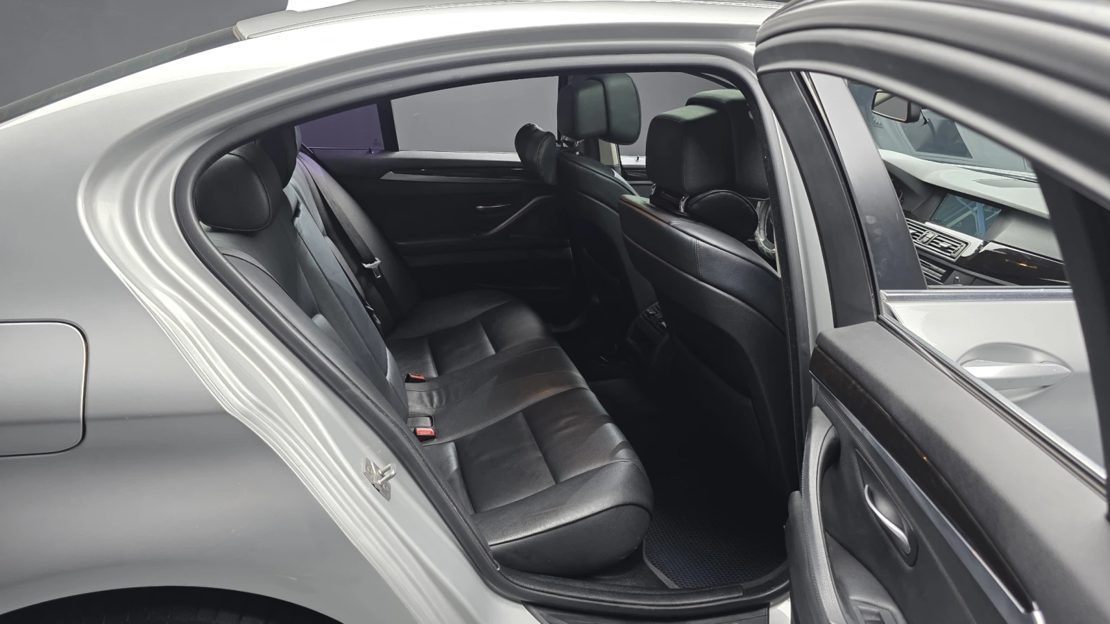 BMW 520 D, снимка 15 - Автомобили и джипове - 55404687