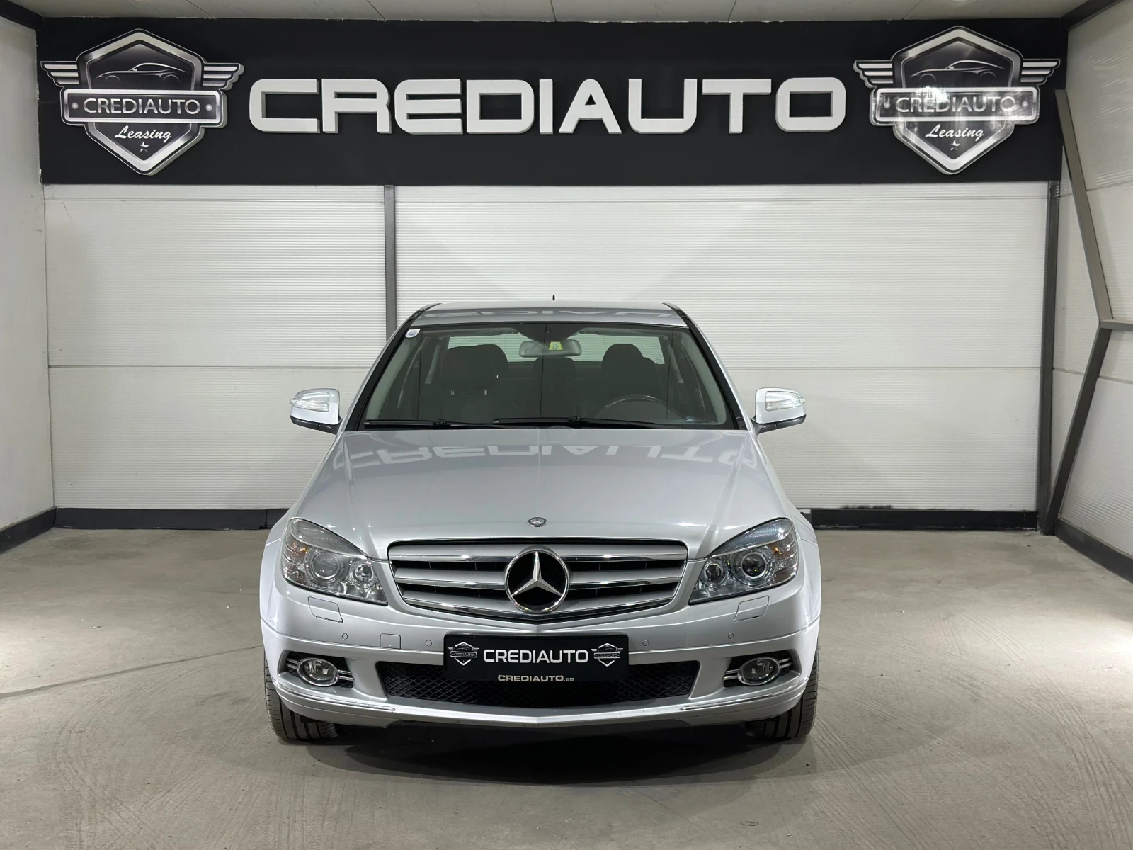Mercedes-Benz C 200, снимка 2 - Автомобили и джипове - 55554403