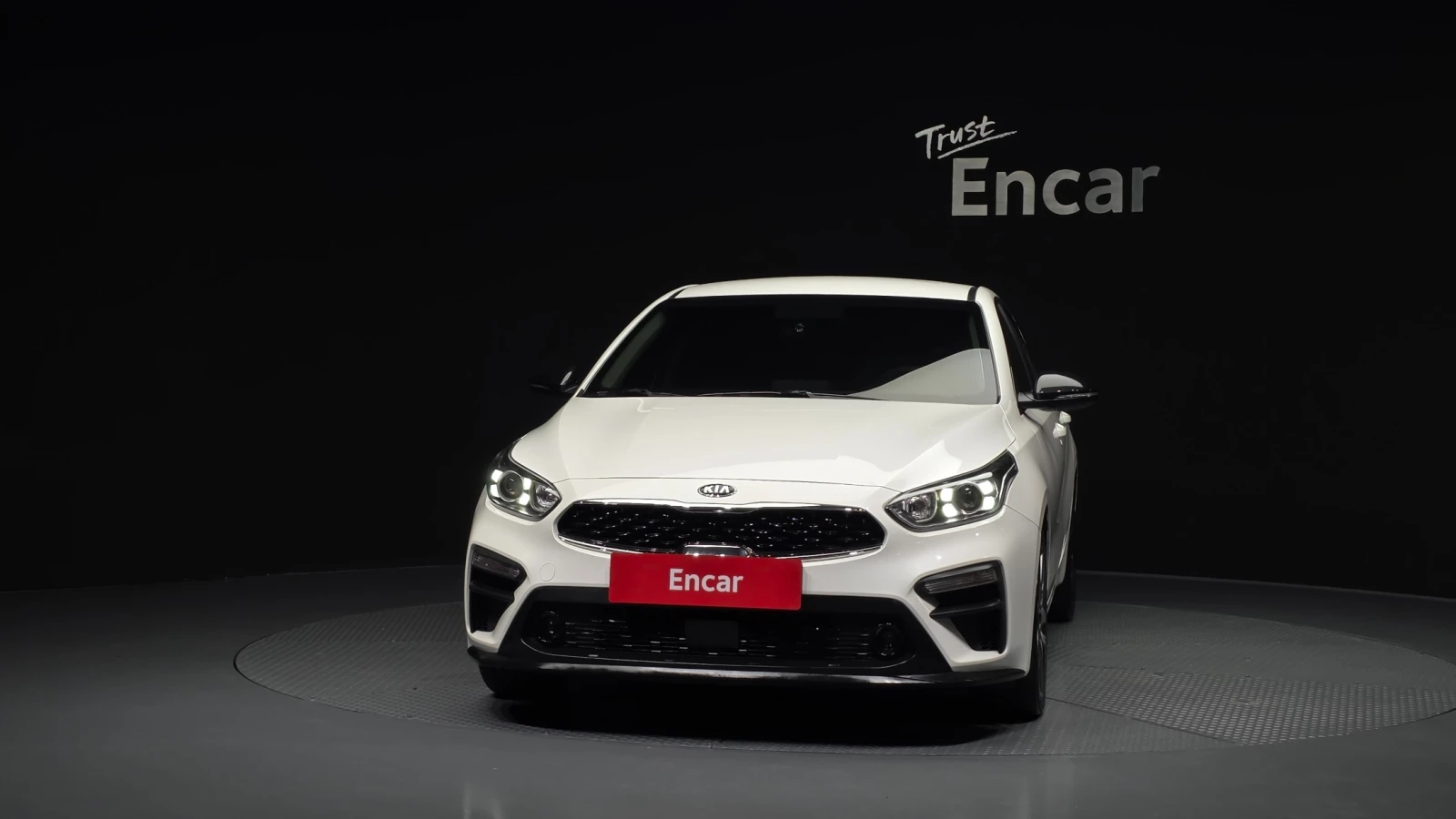 Kia K3 LUXURY , снимка 3 - Автомобили и джипове - 55594869