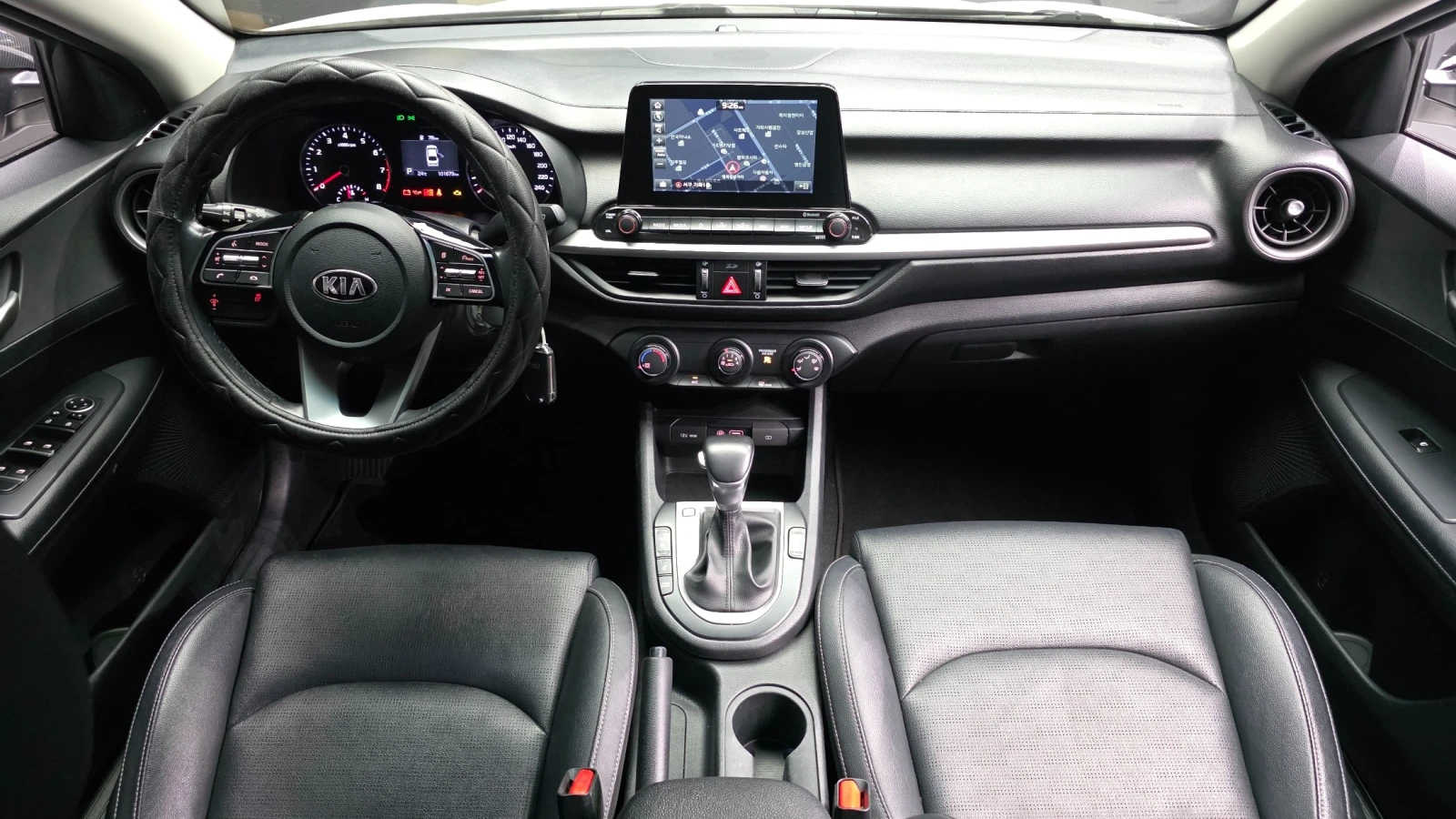 Kia K3 LUXURY , снимка 8 - Автомобили и джипове - 55594869