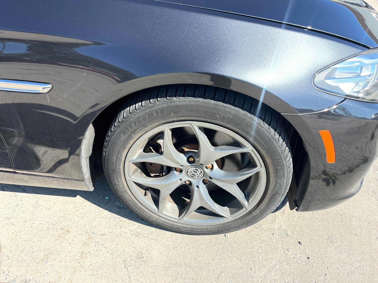 BMW 535 XDRIVE* LIEN ASSIST* HEAD-UP* ПОДГРЕВ* 2РИ ДЖАНТИ , снимка 9 - Автомобили и джипове - 55600113