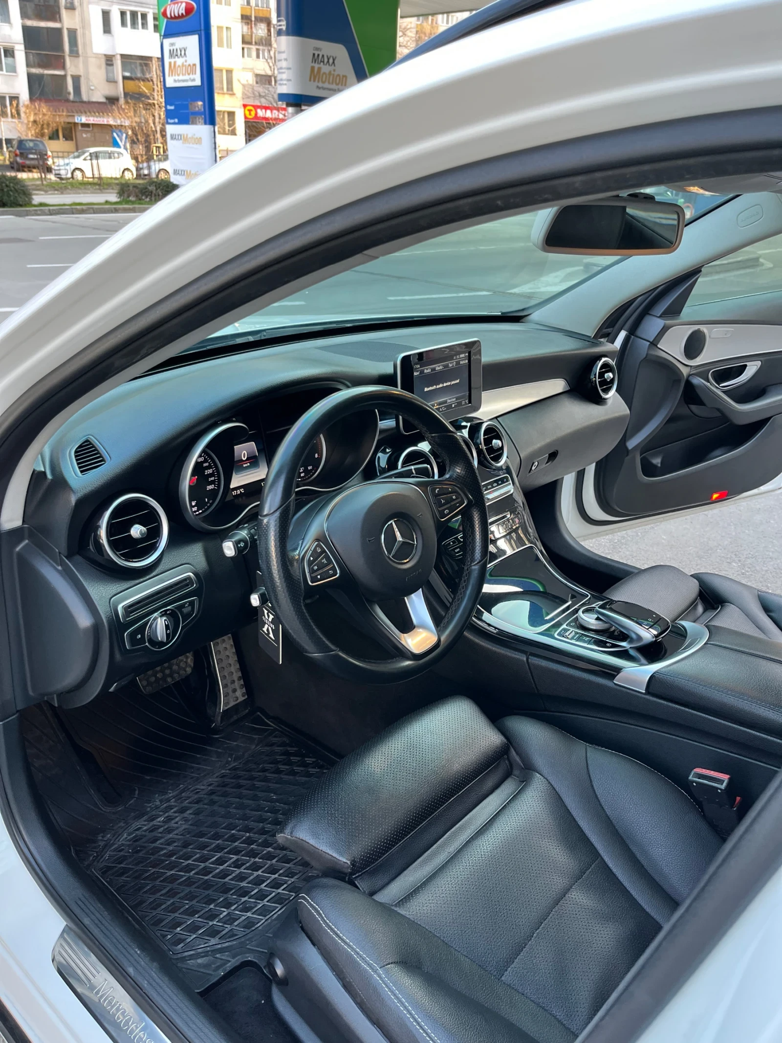 Mercedes-Benz C 250, снимка 6 - Автомобили и джипове - 55770567