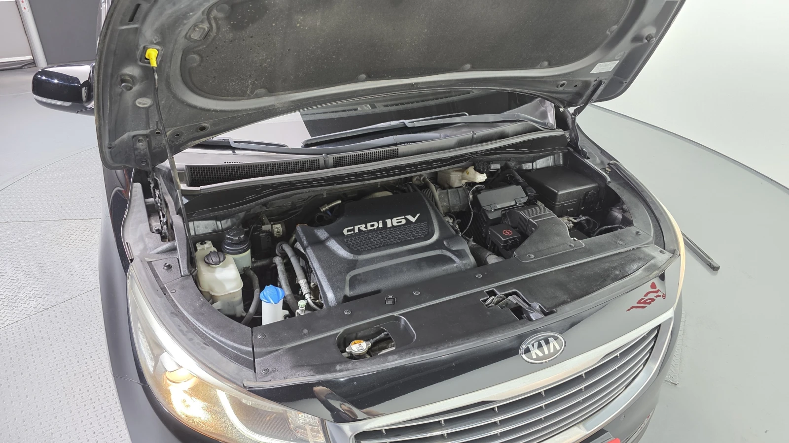Kia Carnival ПОДГРЕВ ВОЛАН* КРАЙНА ЦЕНА, снимка 6 - Автомобили и джипове - 56024503